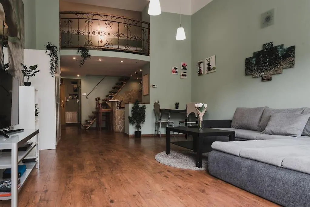 Main Street Apartment / Heart Of Bp Budapest 0*,