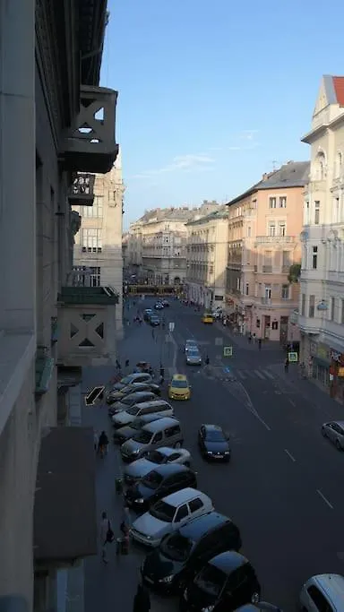 Main Street Apartment / Heart Of Bp Budapest